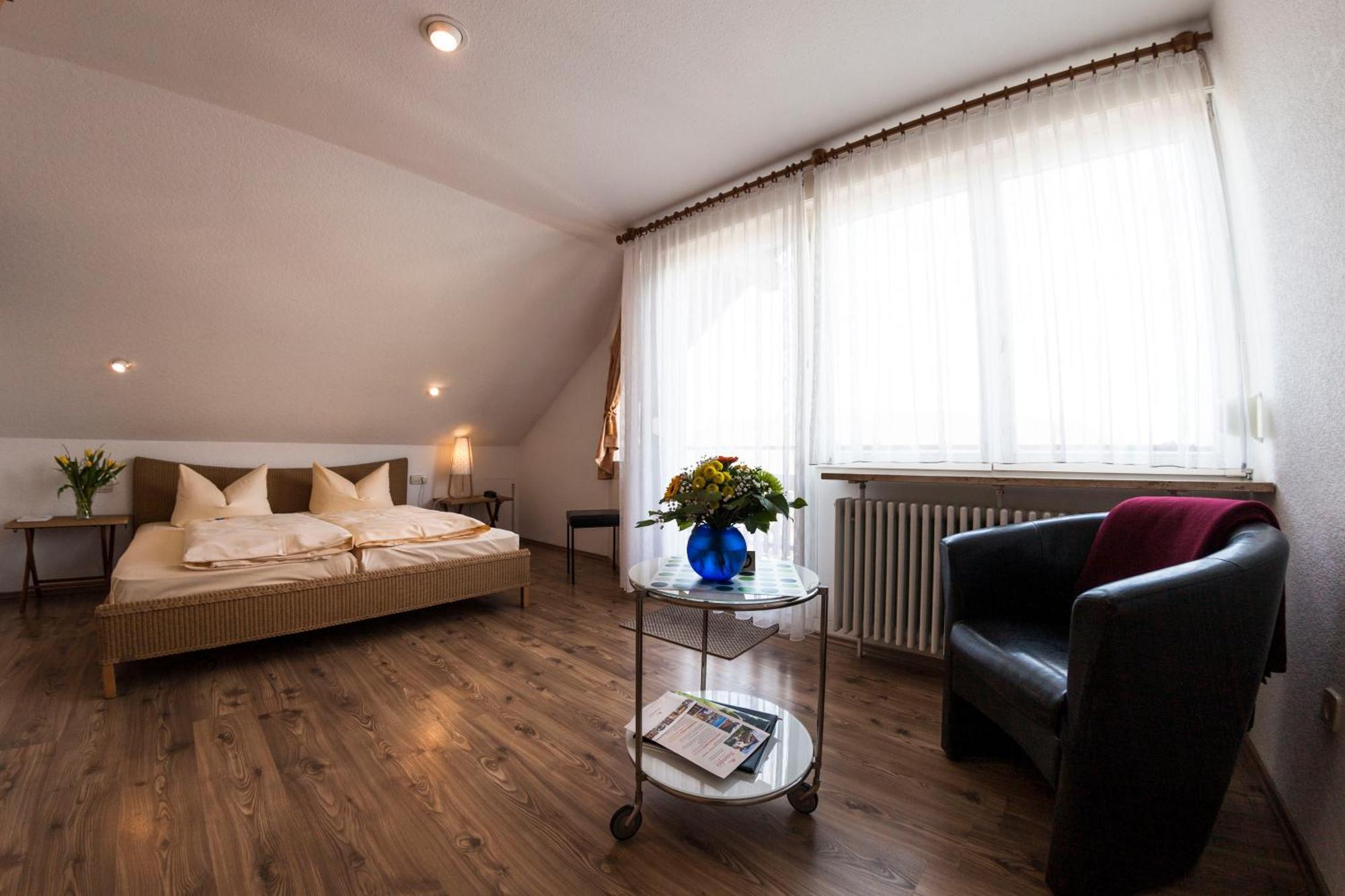 Hotel Neuenfels Μπάντενβαϊλερ Εξωτερικό φωτογραφία